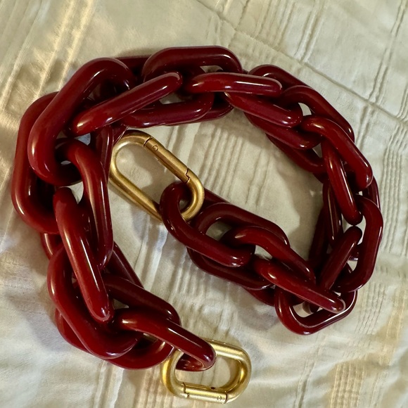 Clare V Shortie Strap in Oxblood Resin - Picture 2 of 4